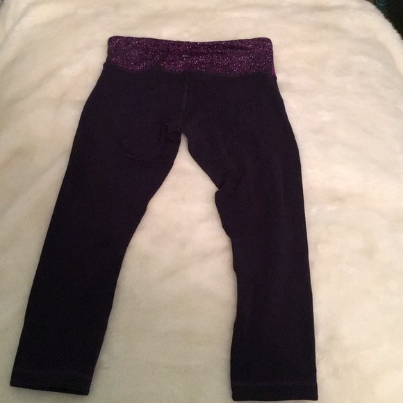 Reversible Lululemon Cropped Leggings - Picture 4 of 7